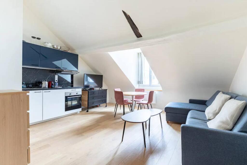 Grands Boulevards 52 Cosy 1br-4p Appartement Parijs
